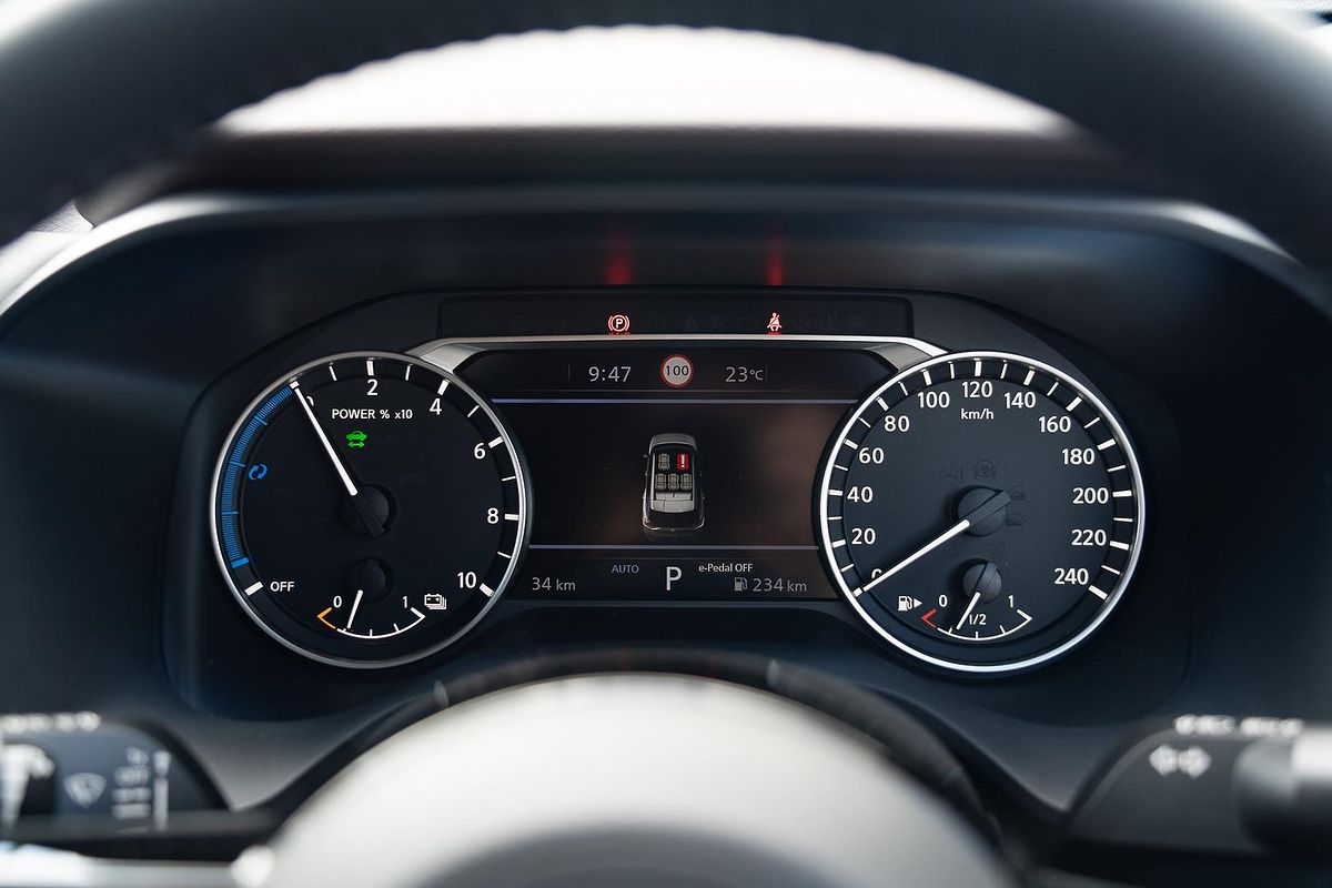 2025 Nissan X-TRAIL ST-L e-POWER T33