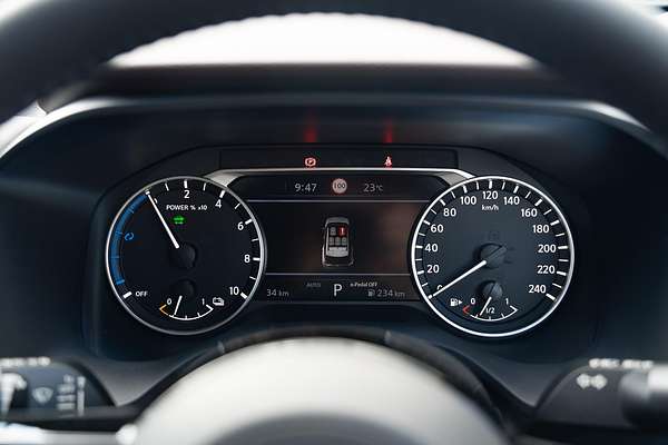 2025 Nissan X-TRAIL ST-L e-POWER T33