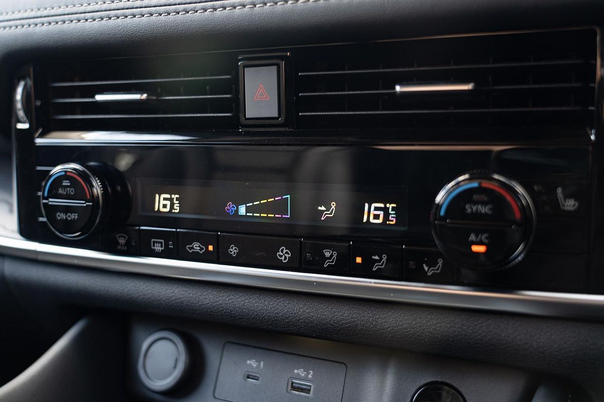2025 Nissan X-TRAIL ST-L e-POWER T33