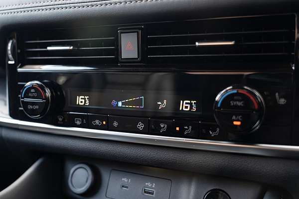 2025 Nissan X-TRAIL ST-L e-POWER T33