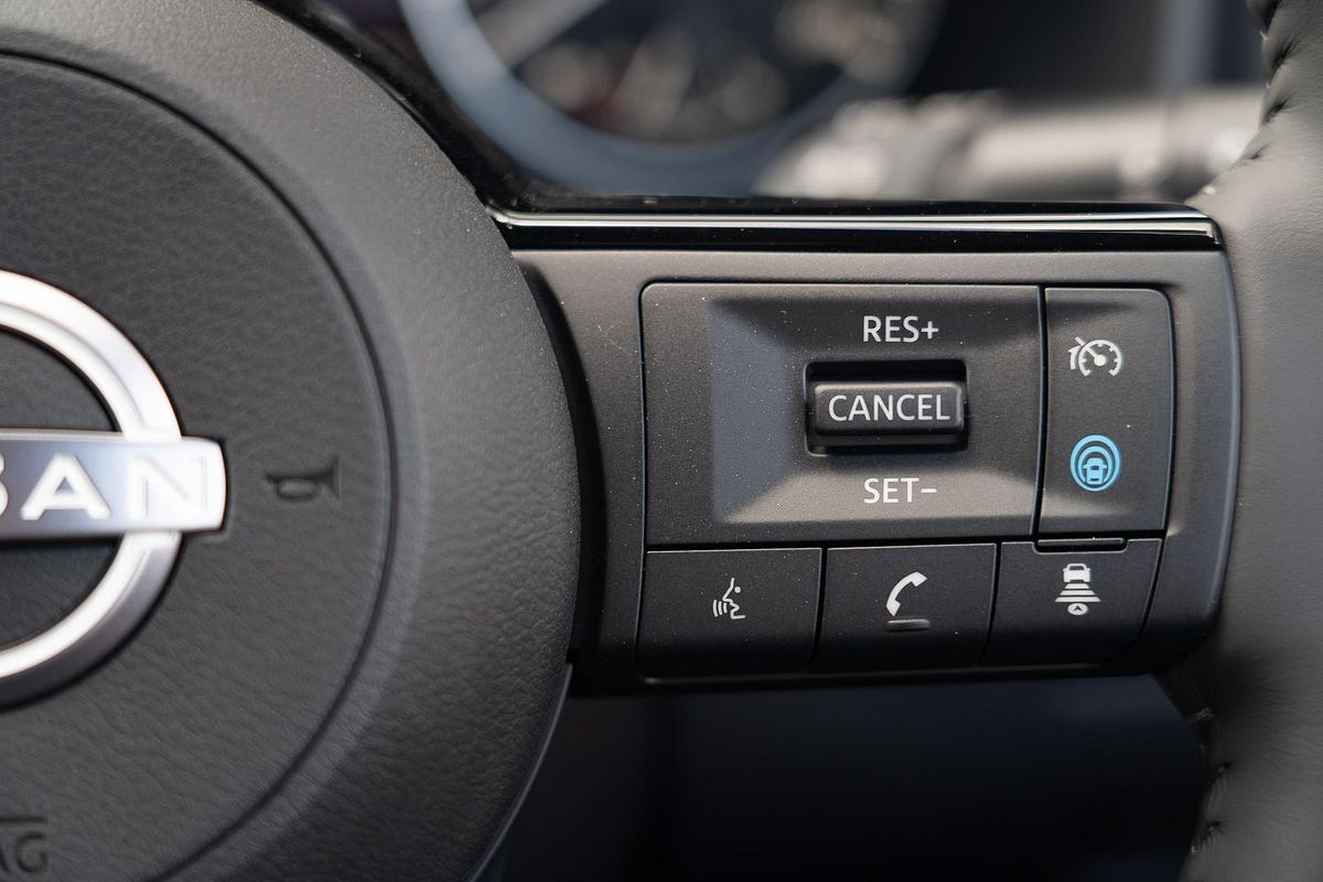 2025 Nissan X-TRAIL ST-L e-POWER T33