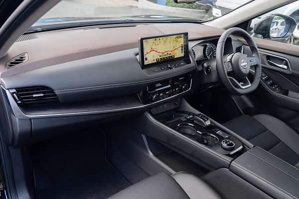 2025 Nissan X-TRAIL ST-L e-POWER T33