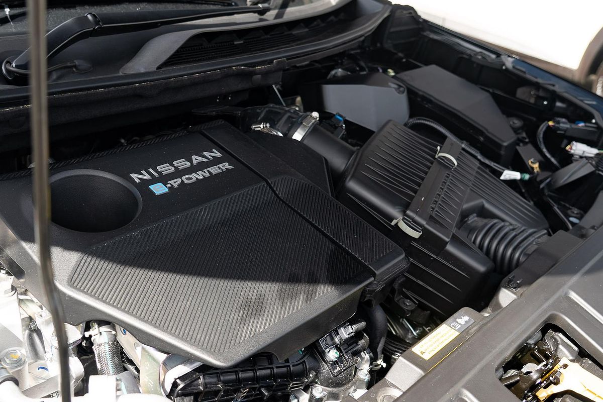 2025 Nissan X-TRAIL ST-L e-POWER T33