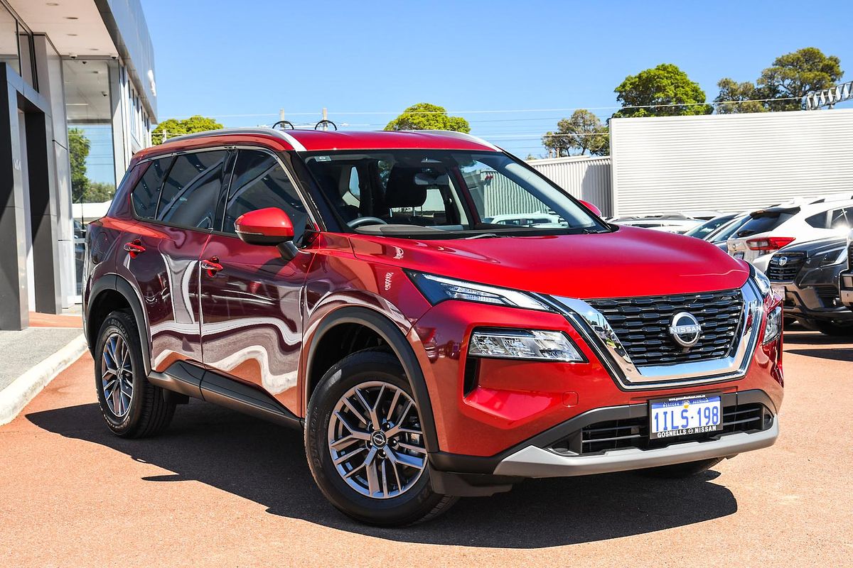 2024 Nissan X-TRAIL ST T33