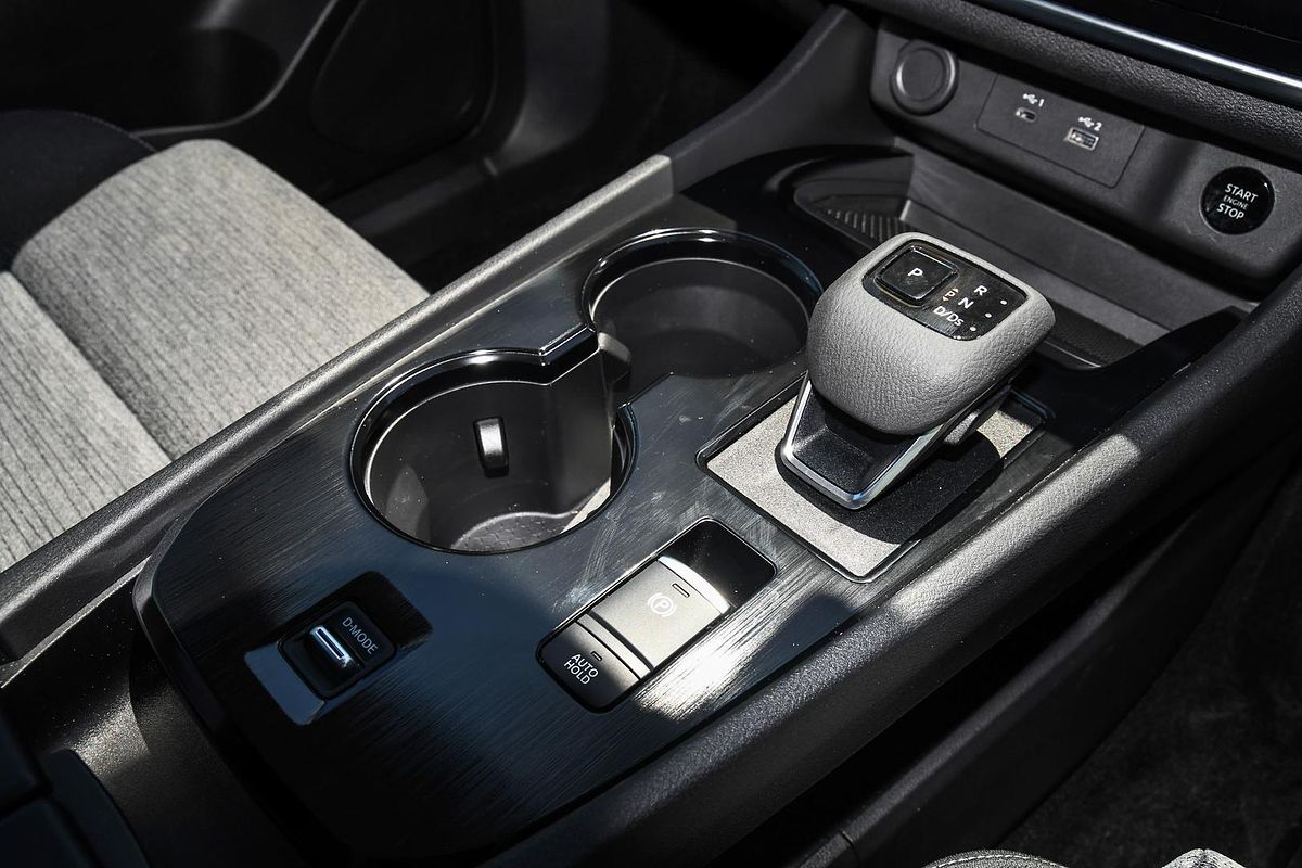 2024 Nissan X-TRAIL ST T33