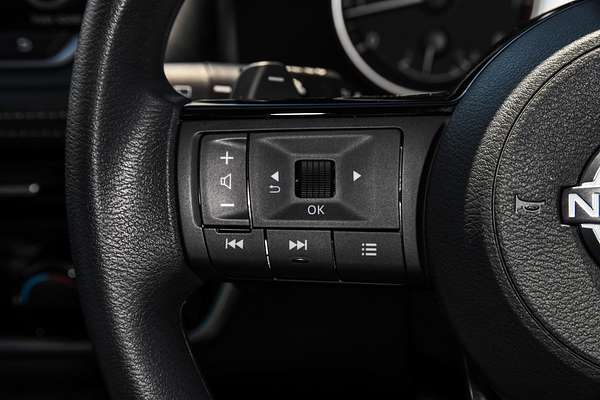 2024 Nissan X-TRAIL ST T33