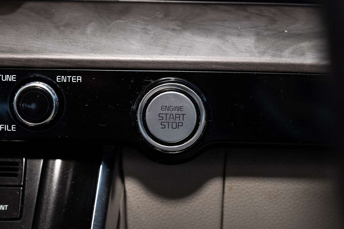 2021 Kia Carnival SLi KA4