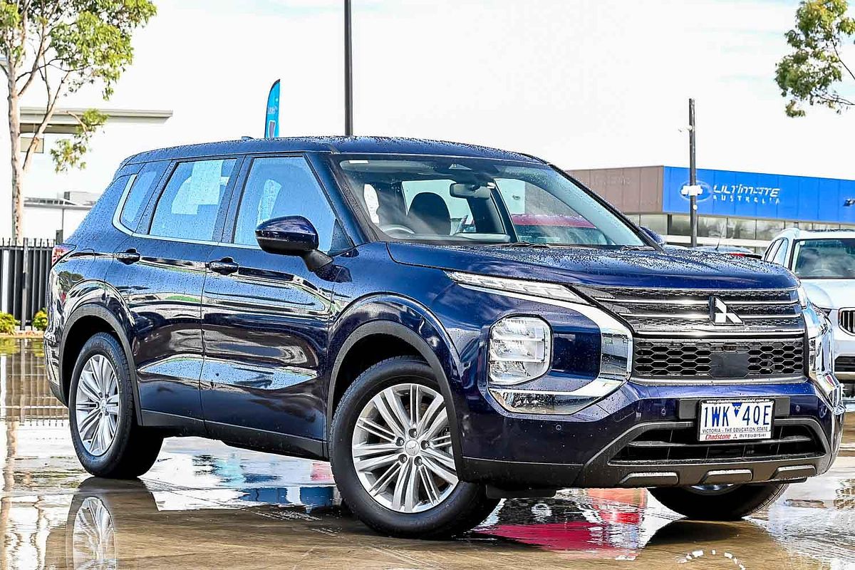 2022 Mitsubishi Outlander ES ZM