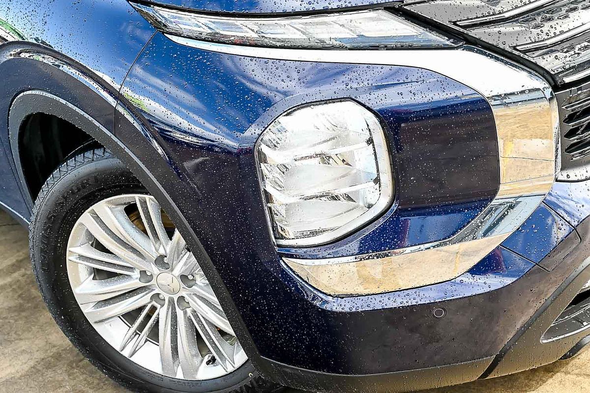 2022 Mitsubishi Outlander ES ZM