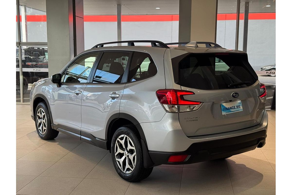 2023 Subaru Forester 2.5i 50 Years Edition S5