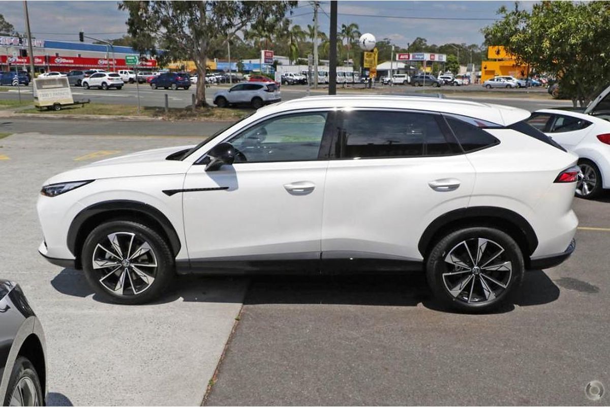 2025 MG HS Super Hybrid Essence AS33P