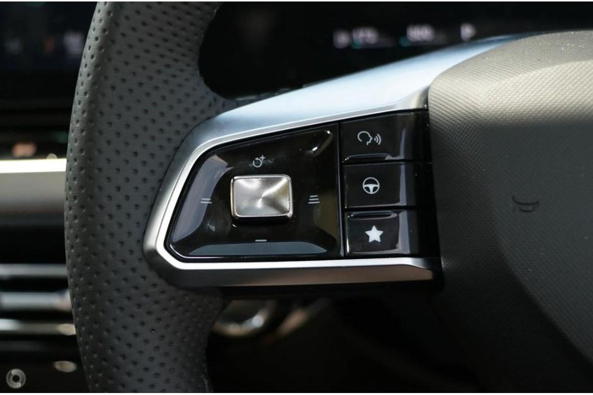 2025 MG HS Super Hybrid Essence AS33P