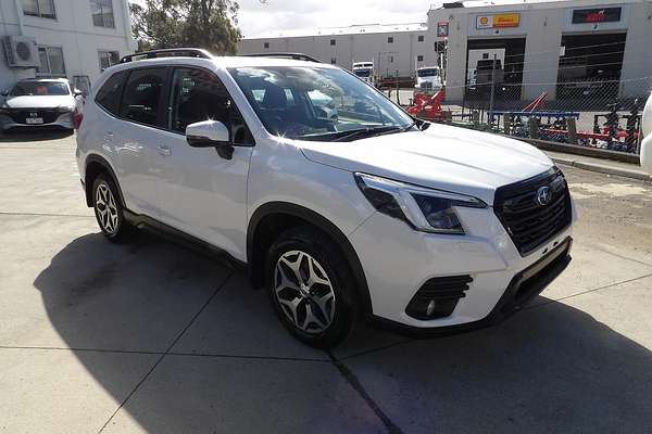 2022 Subaru Forester 2.5i S5