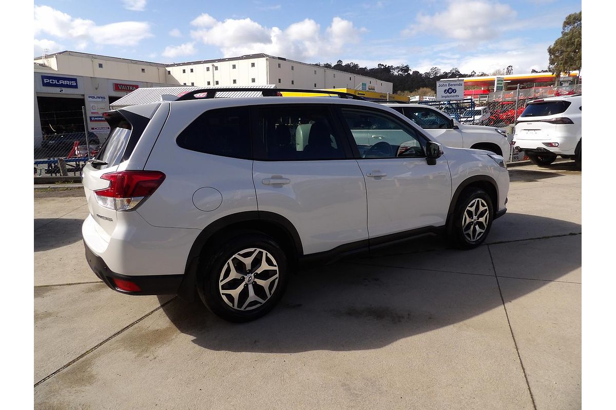 2022 Subaru Forester 2.5i S5