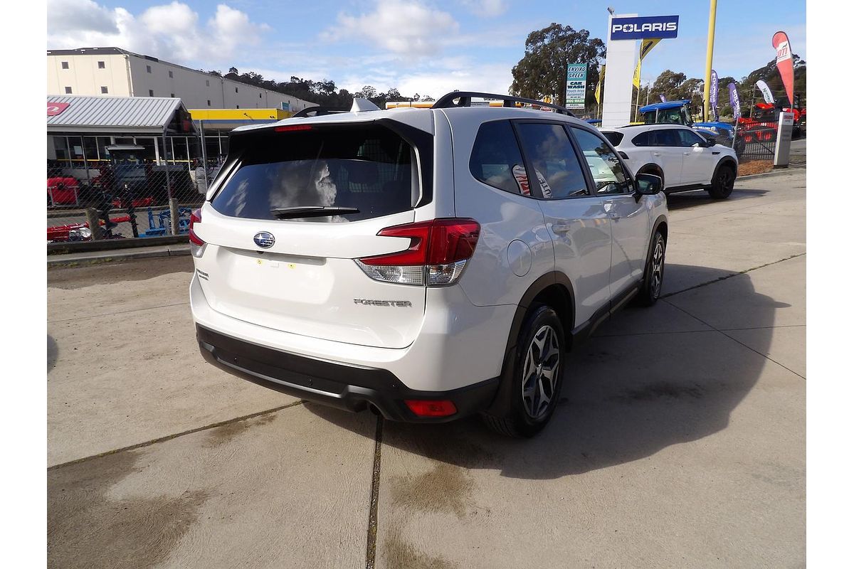 2022 Subaru Forester 2.5i S5