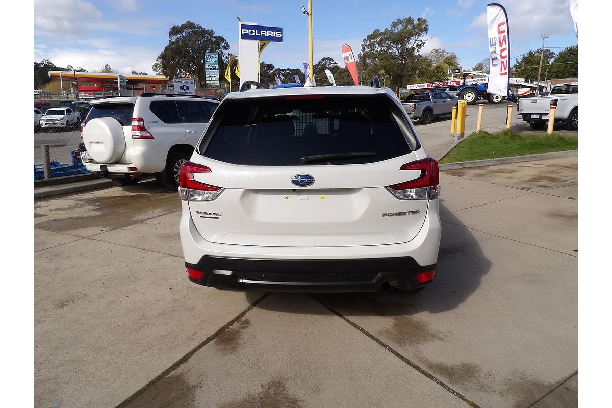 2022 Subaru Forester 2.5i S5