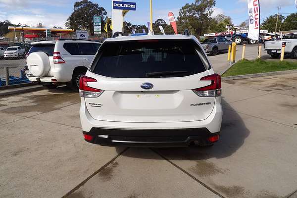 2022 Subaru Forester 2.5i S5