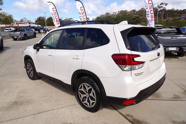 2022 Subaru Forester 2.5i S5