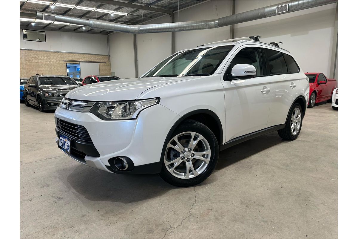 2014 Mitsubishi Outlander LS ZJ