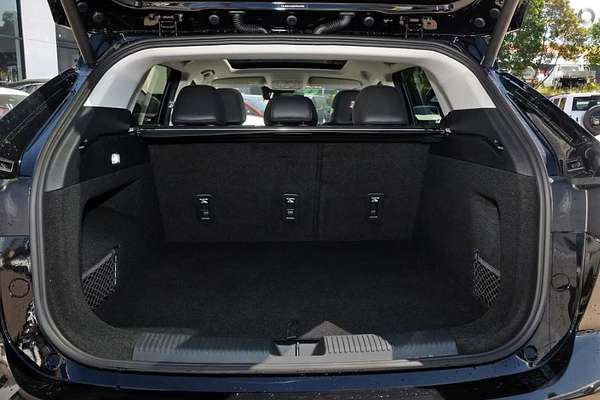 2025 MG HS Hybrid+ Essence AS33H