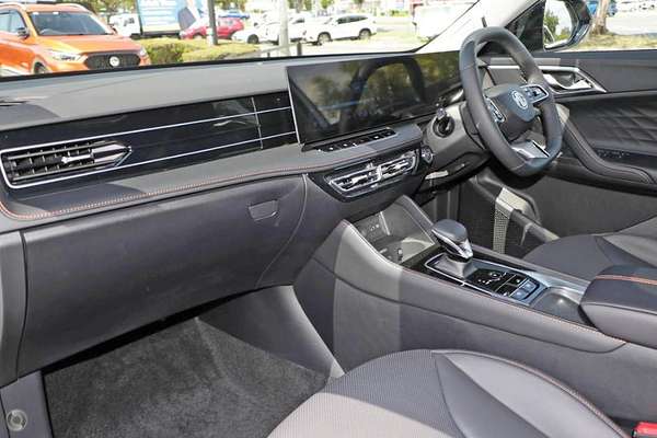 2025 MG HS Hybrid+ Essence AS33H