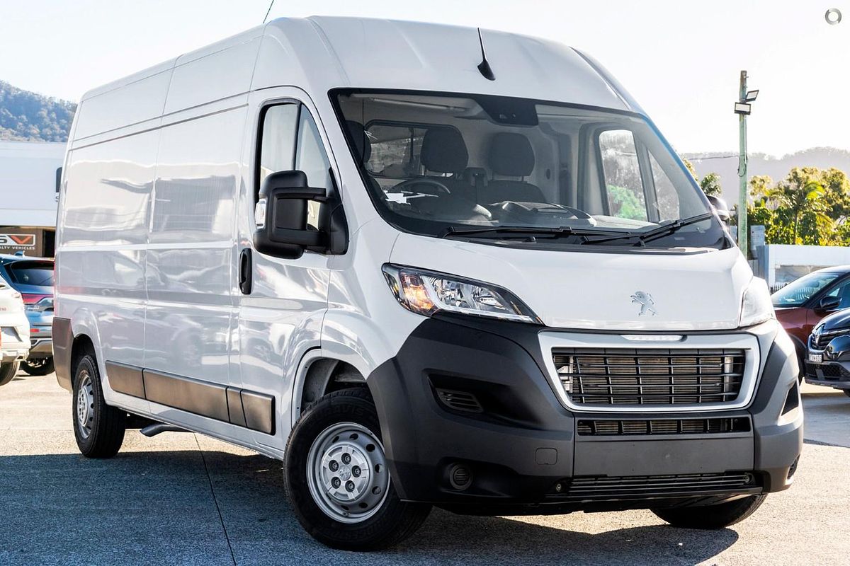 2024 Peugeot Boxer Pro X250 LWB Mid Roof