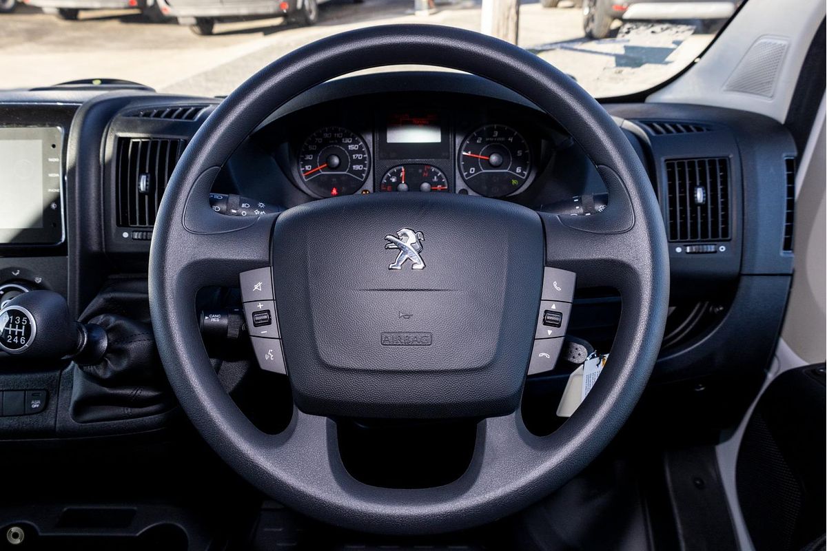 2024 Peugeot Boxer Pro X250 LWB Mid Roof