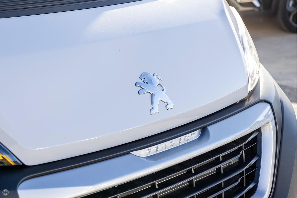 2024 Peugeot Boxer Pro X250 LWB Mid Roof