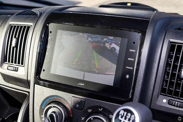 2024 Peugeot Boxer Pro X250 LWB Mid Roof