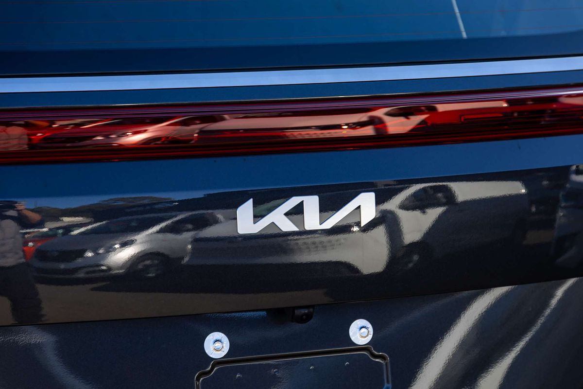 2025 Kia Carnival Sport KA4 PE