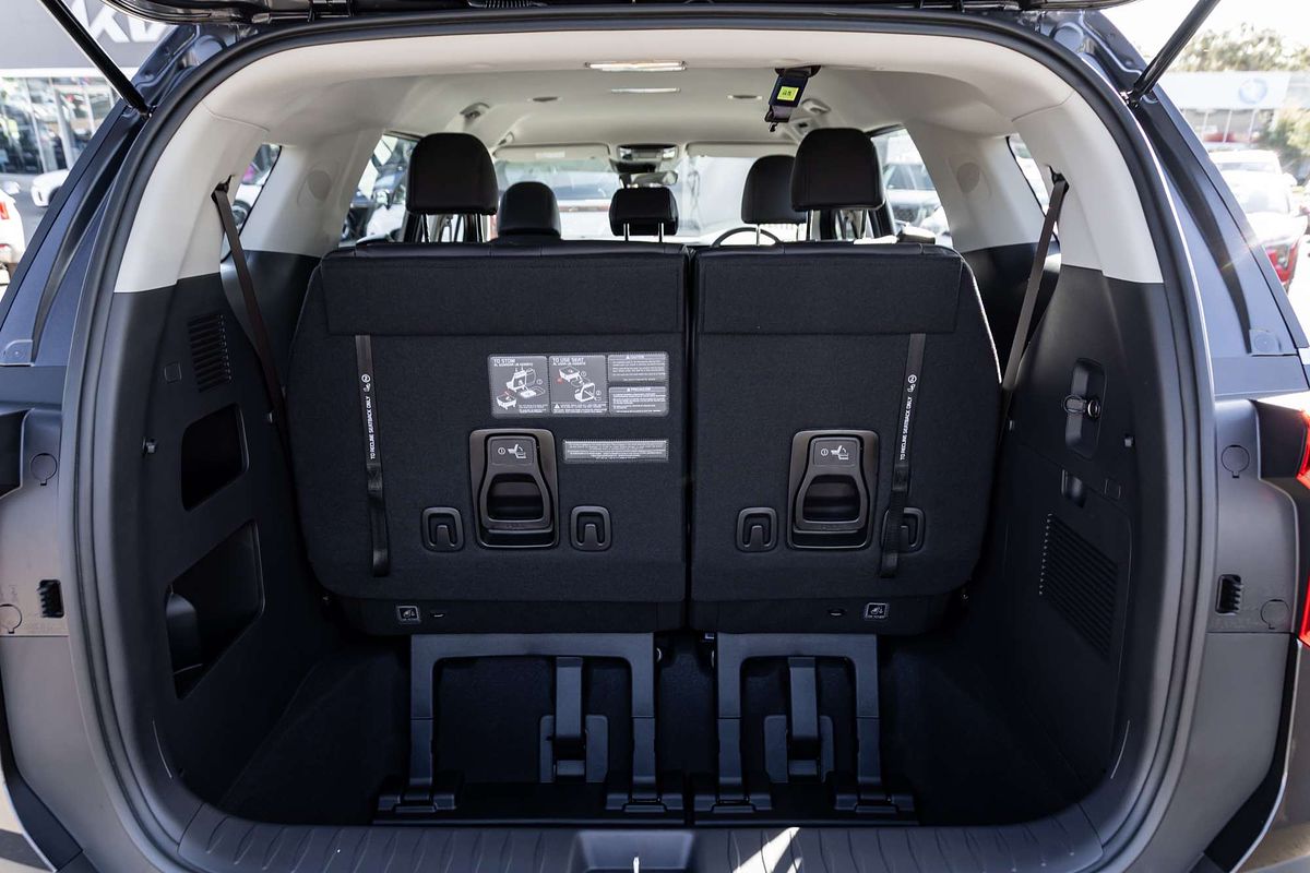 2025 Kia Carnival Sport KA4 PE