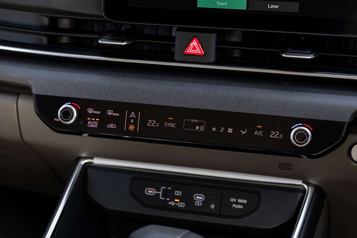2025 Kia Carnival Sport KA4 PE