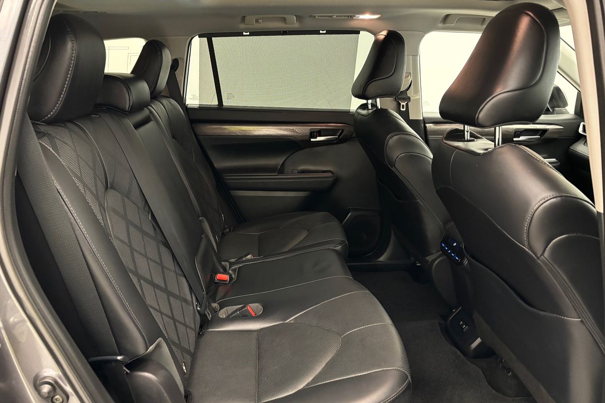 2021 Toyota Kluger Grande AXUH78R