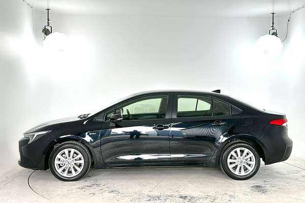 2024 Toyota Corolla Ascent Sport Hybrid ZWE219R