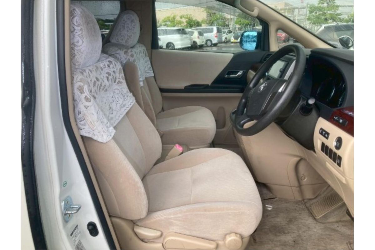 2011 Toyota Alphard Welcab