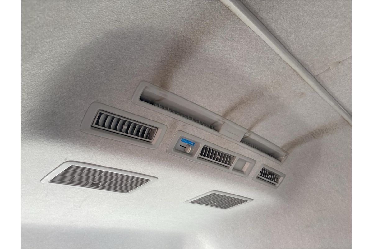 2007 Toyota Hiace Welcab