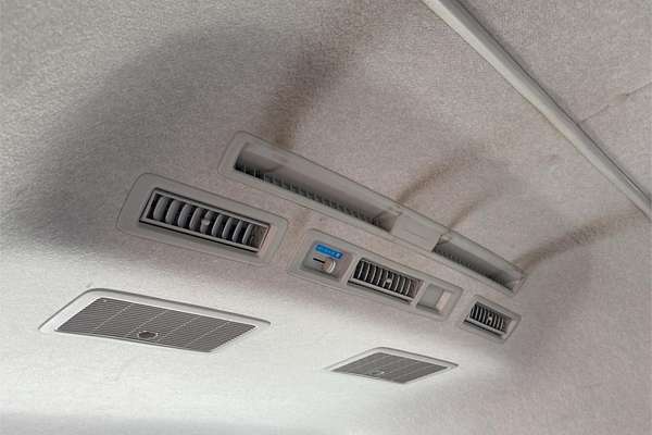 2007 Toyota Hiace Welcab
