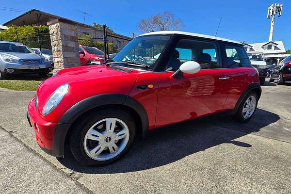 2004 MINI Hatch Cooper R50