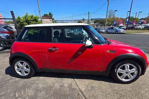 2004 MINI Hatch Cooper R50