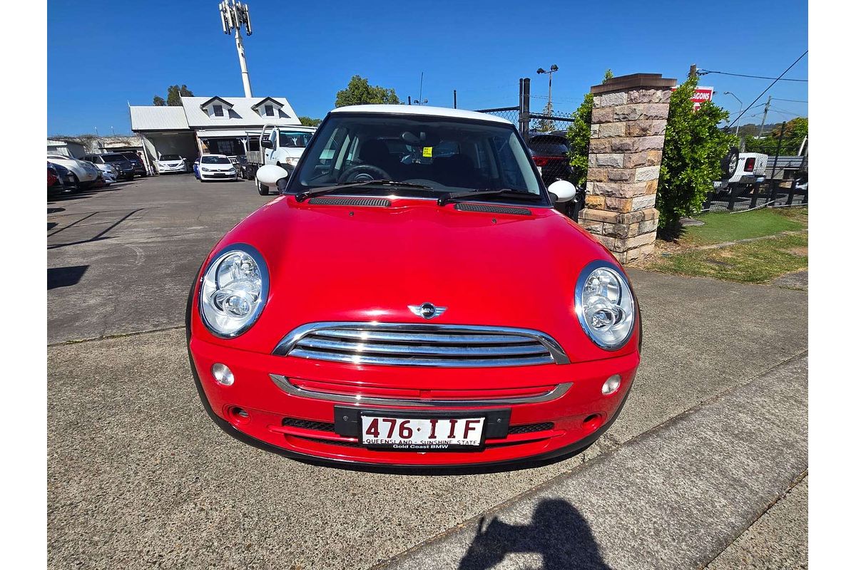 2004 MINI Hatch Cooper R50