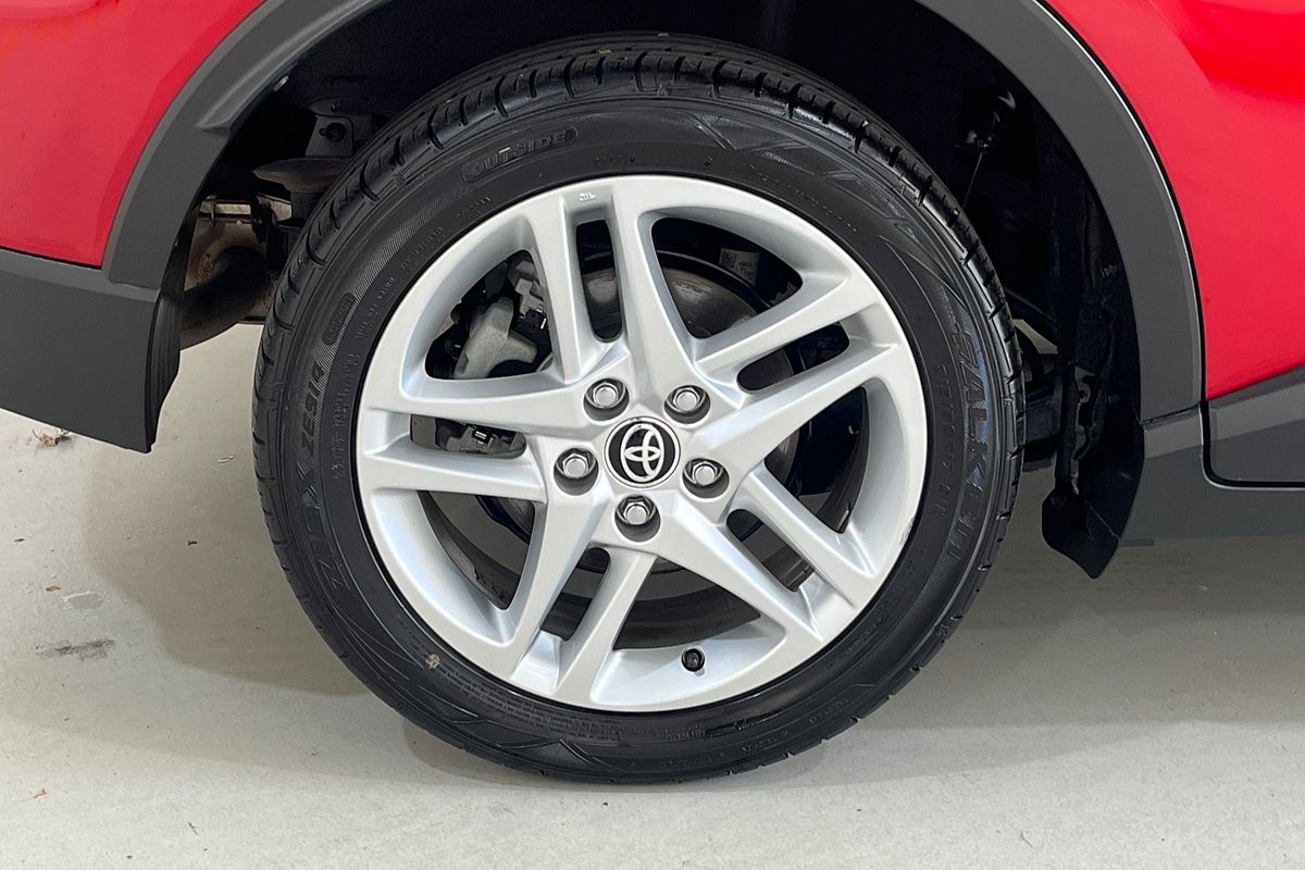 2020 Toyota C-HR NGX10R