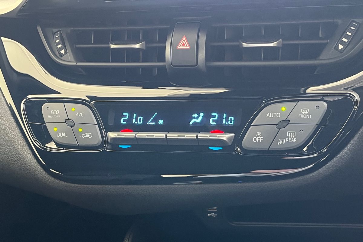 2020 Toyota C-HR NGX10R