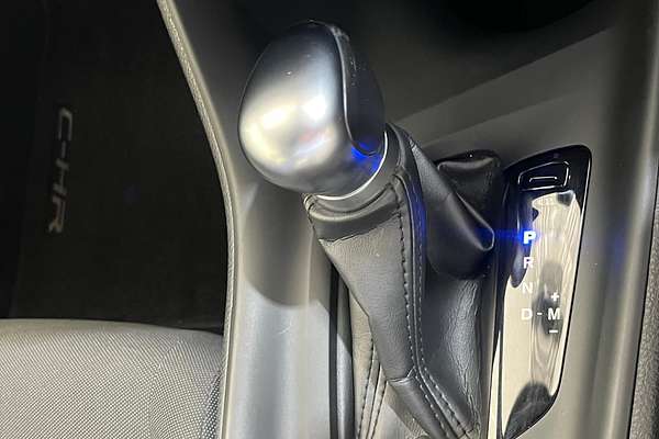 2020 Toyota C-HR NGX10R