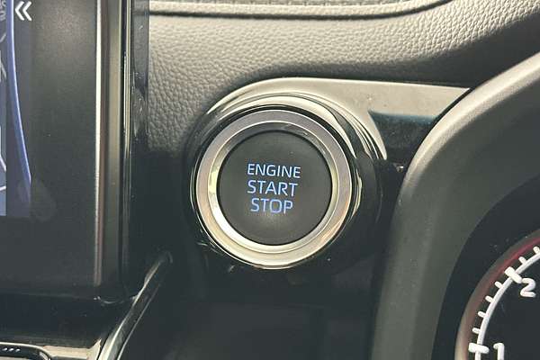 2024 Toyota Landcruiser Sahara FJA300R