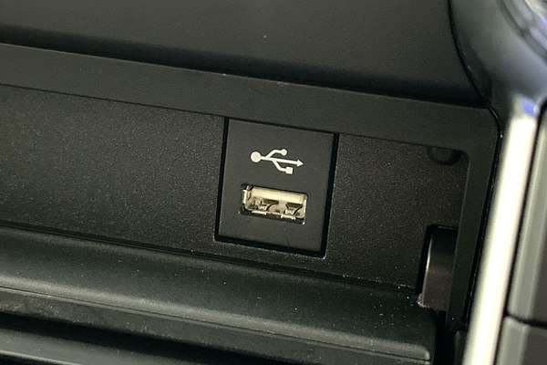 2024 Toyota Landcruiser Sahara FJA300R