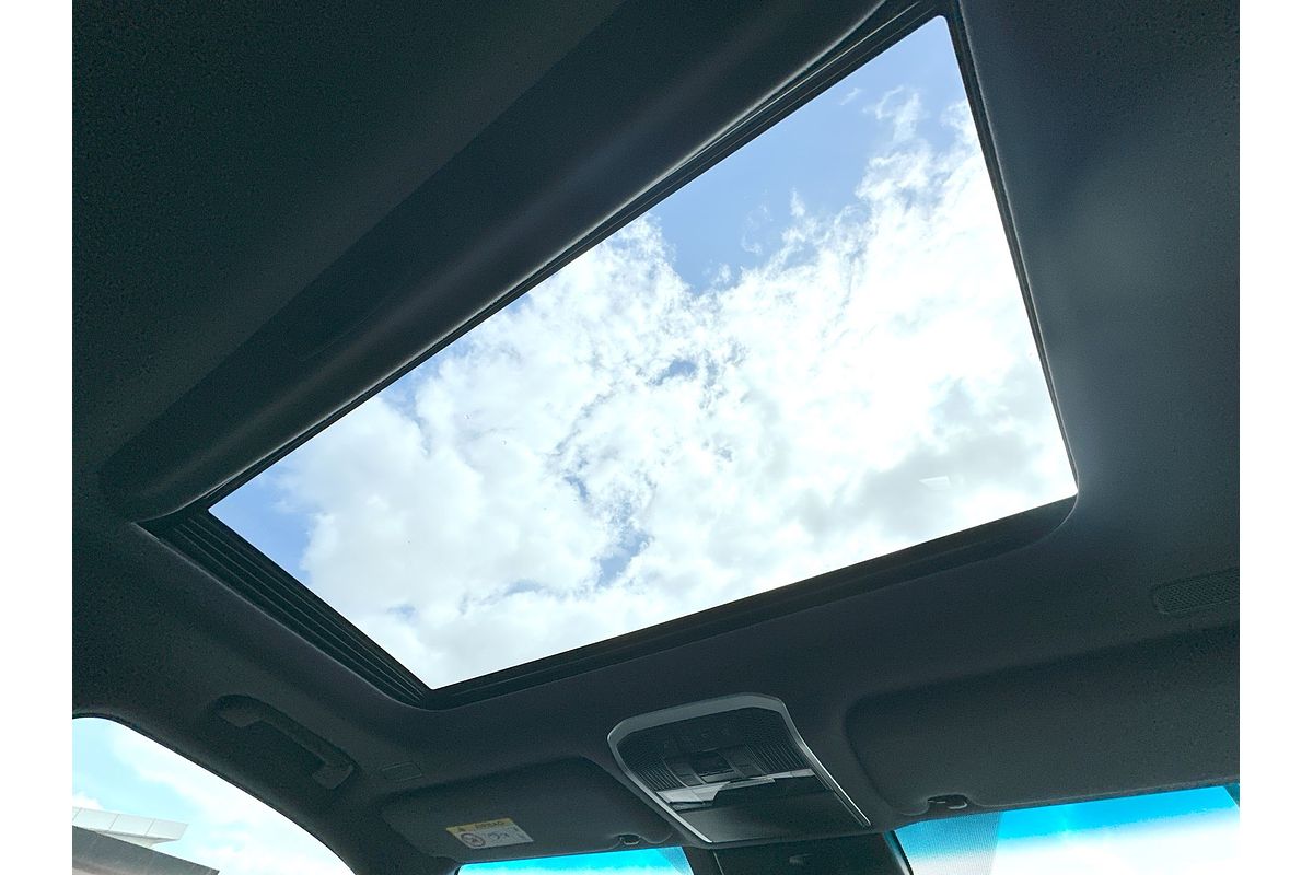 2024 Toyota Landcruiser Sahara FJA300R