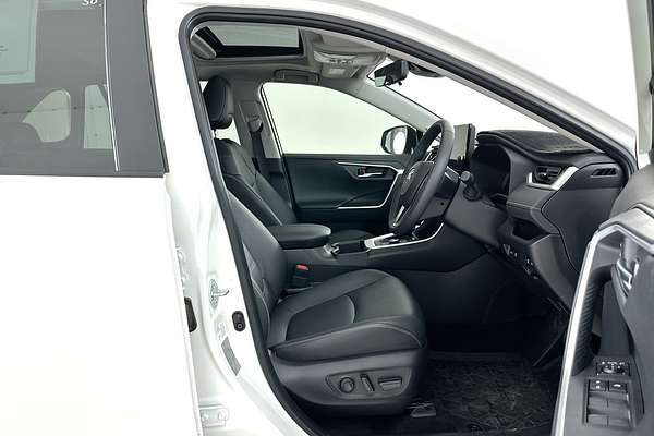 2024 Toyota RAV4 Cruiser AXAH54R