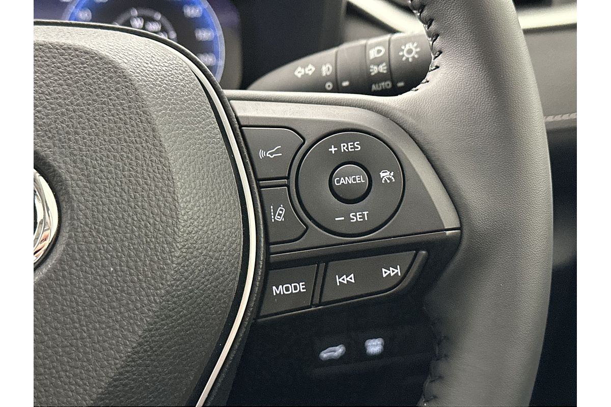 2024 Toyota RAV4 Cruiser AXAH54R