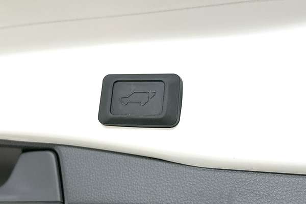 2024 Toyota RAV4 Cruiser AXAH54R