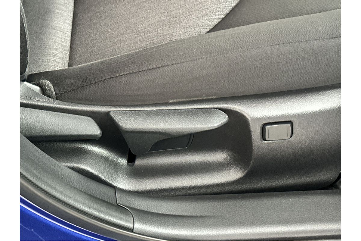 2022 Toyota Camry Ascent AXVH70R